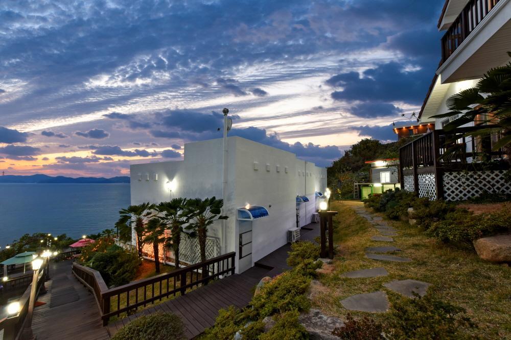 Namhae Bluemare Pension Dış mekan fotoğraf